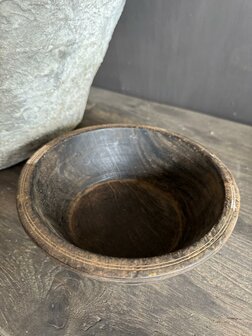 Oud houten schaaltje Bb