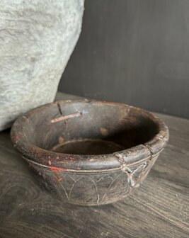 Oud houten schaaltje Bd
