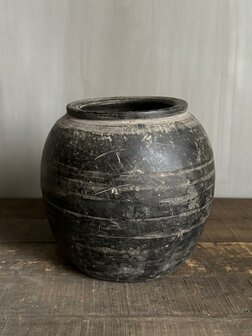 Chinese kruik donker