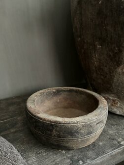 Oud houten schaaltje Z3