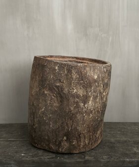 Authentieke houten pot (hoogte 31cm)