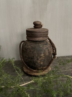Nepalese kruik met deksel XS M7 (hoogte 17cm)