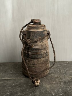 Nepalese kruik met deksel M3 (hoogte 24cm)