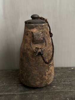 Nepalese kruik met deksel M2 (hoogte 24cm)