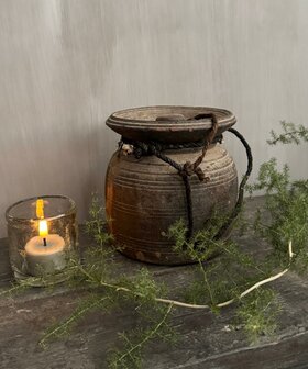 Nepalese kruik met deksel  M1 (hoogte 15cm)