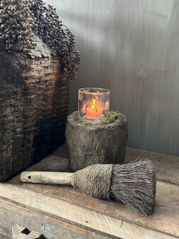 Wooden Ukhali | oude houten vijzel Aura Peeperkorn 
