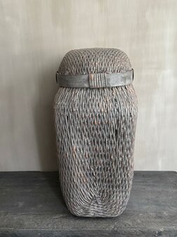 Chinese rieten mand met deksel XL A