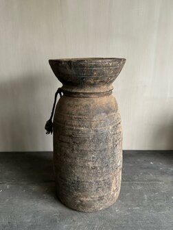 Nepalese kruik M12