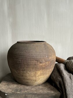 Chinese kruik bruin
