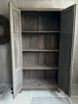 2- deurs kast Driftwood  (afhalen)