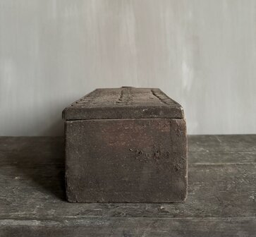 Oude houten spice box
