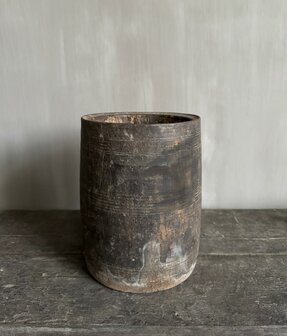 Nepalese pot