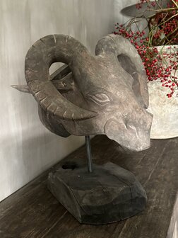 Houten ram op standaard A Luksa (afhalen)