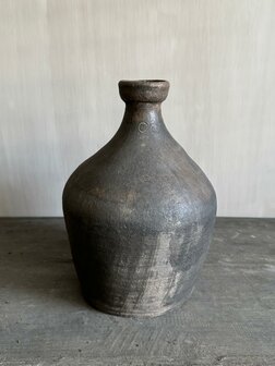 Antieke halskruik B8 (links)