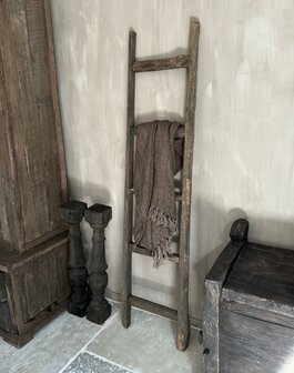 Oude houten ladder (afhalen)