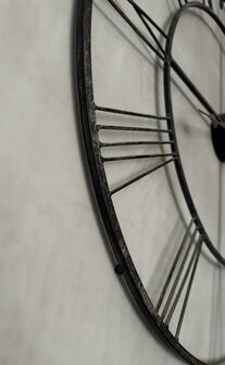 Grote wandklok 70cm (afhalen)