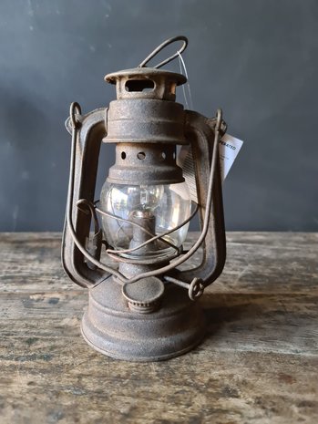 Olielamp/ stormlamp roest small op batterij