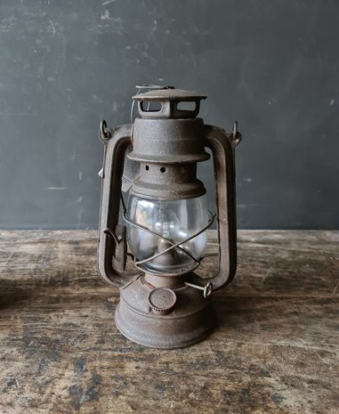 Olielamp/ stormlamp roest medium op batterij