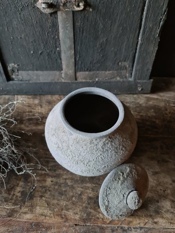 Nepal pottery Sita