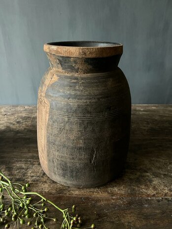 Nepalese kruik  Af (hoogte 26cm)