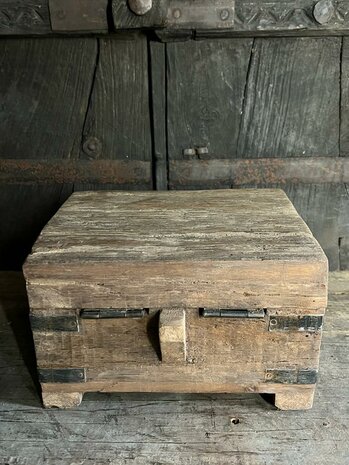 Houten kistje oud hout small A