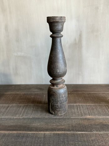 Oude houten baluster Z6 (linker)