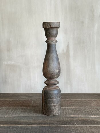 Oude houten baluster Z5 (rechter)