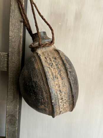 Oude stenen Sural kruik