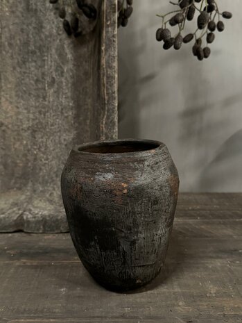 Oude claypot Nepal B