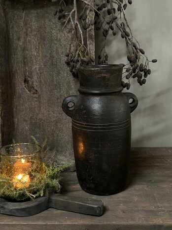 Oude claypot Nepal C