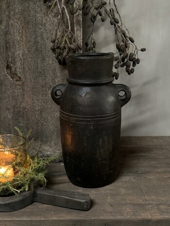 Oude claypot Nepal C