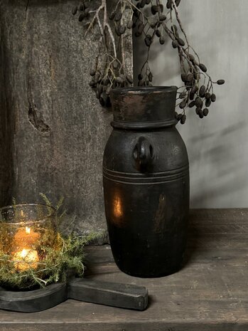 Oude claypot Nepal C