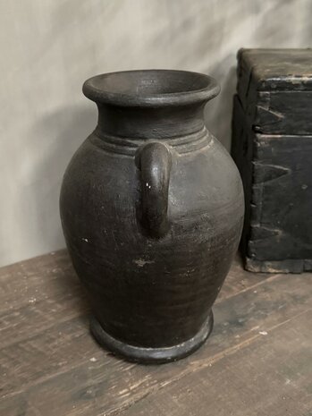 Oude claypot Nepal E