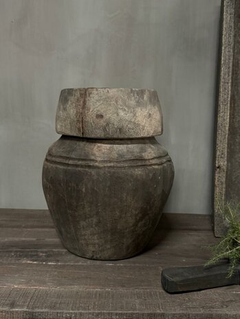 Unieke pot met deksel Luksa C