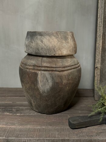 Unieke pot met deksel Luksa C
