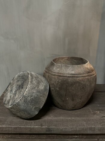 Unieke pot met deksel Luksa E