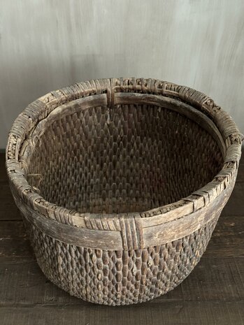 Basket Be - Uniq | Oud doorgeleefd mandje  Be- Uniq  B