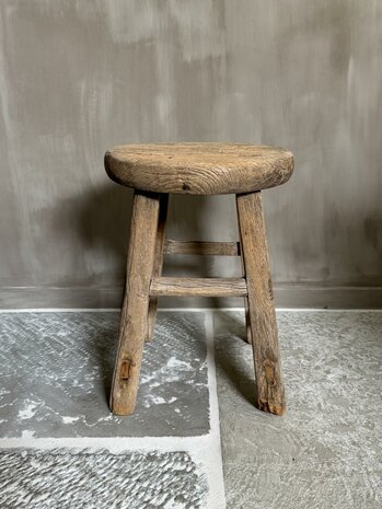 Oude houten rond M