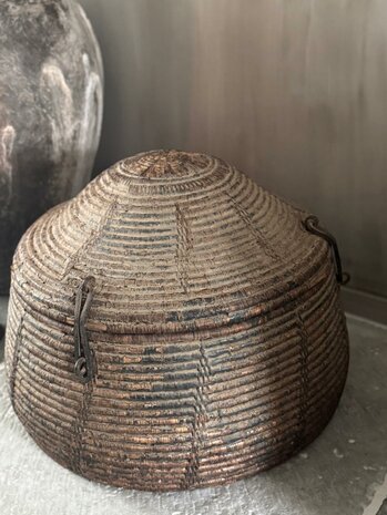 Oude Dessert mand India| Old basket India B (afhalen)