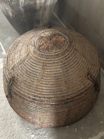 Oude Dessert mand India| Old basket India B (afhalen)