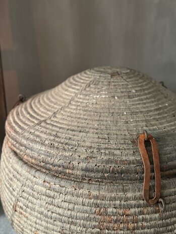 Oude Dessert mand India| Old basket India C (afhalen)