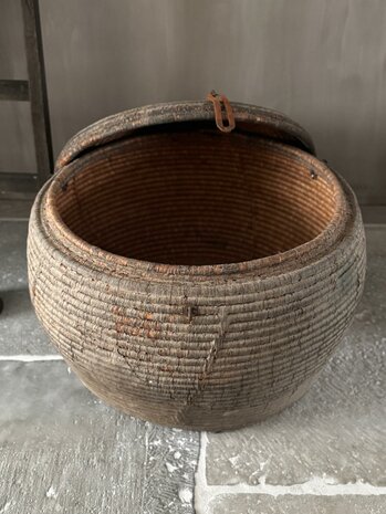 Oude Dessert mand India| Old basket India C (afhalen)
