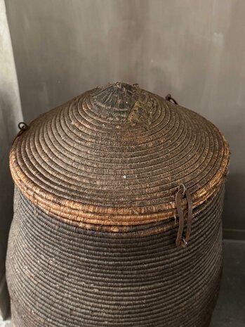 Oude Dessert mand India| Old basket India D (afhalen)