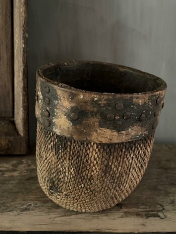 Authentieke Chinese mand met houten rand C