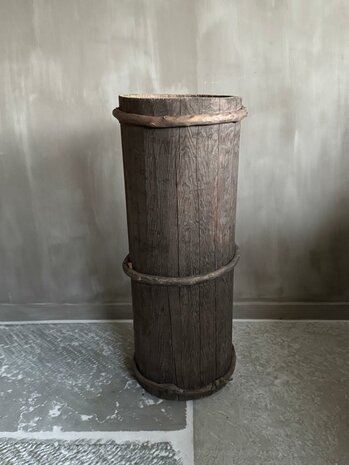 Hoge houten vijzel| hoge houten pot F (afhalen)