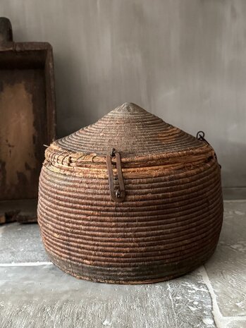 Oude dessert mand India small| Old basket india smaal A (afhalen)