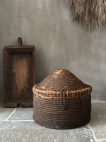 Oude dessert mand India small| Old basket india smaal B (afhalen)