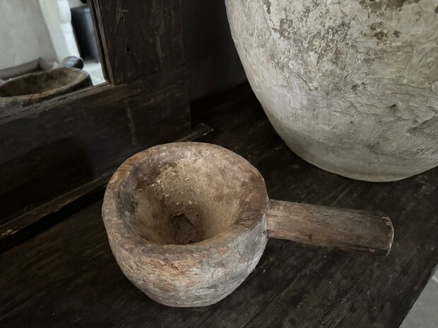 Houten vijzel met handvat Aura Peeperkorn 
