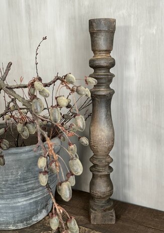 Oude houten baluster Z3