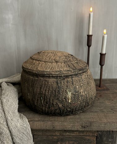 Uniek oud dessert mandje XS